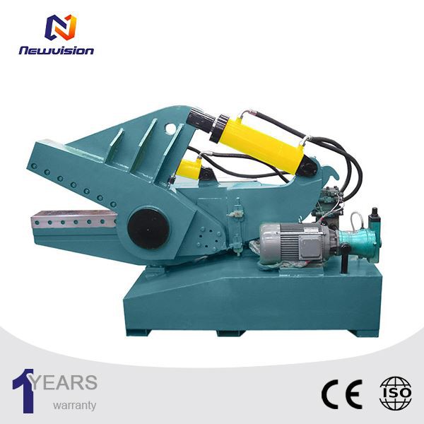 Machine de cisaillement de tuyaux en acier