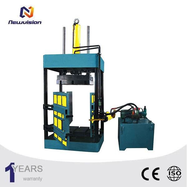 Machine de presse à balles de rebut pour bouteilles en plastique